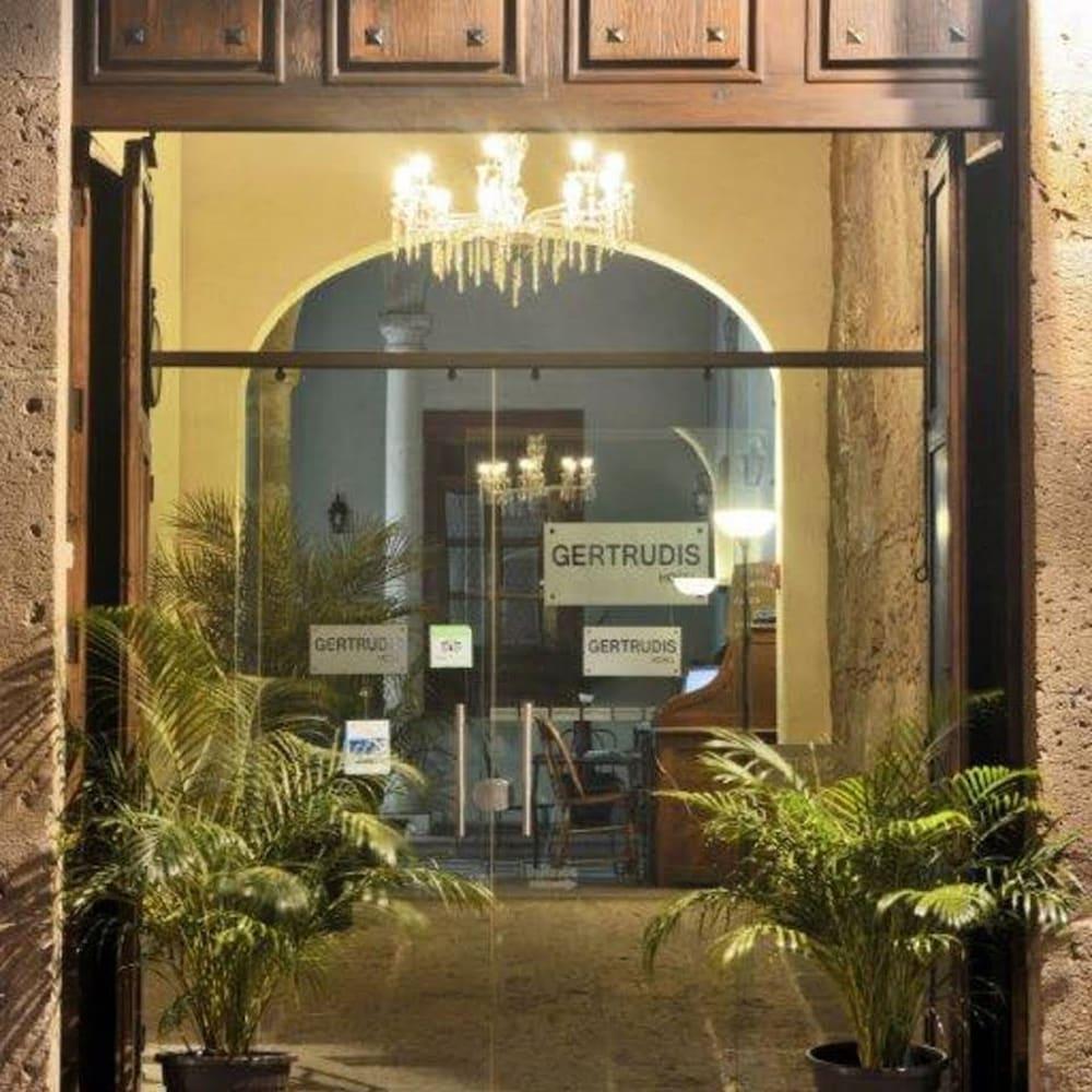 Gertrudis Hotel Morelia Exterior photo