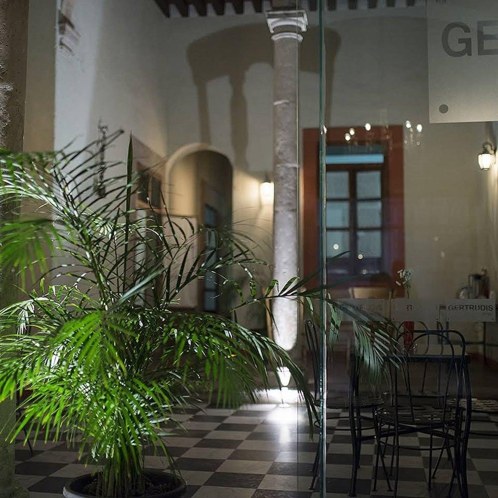 Gertrudis Hotel Morelia Exterior photo